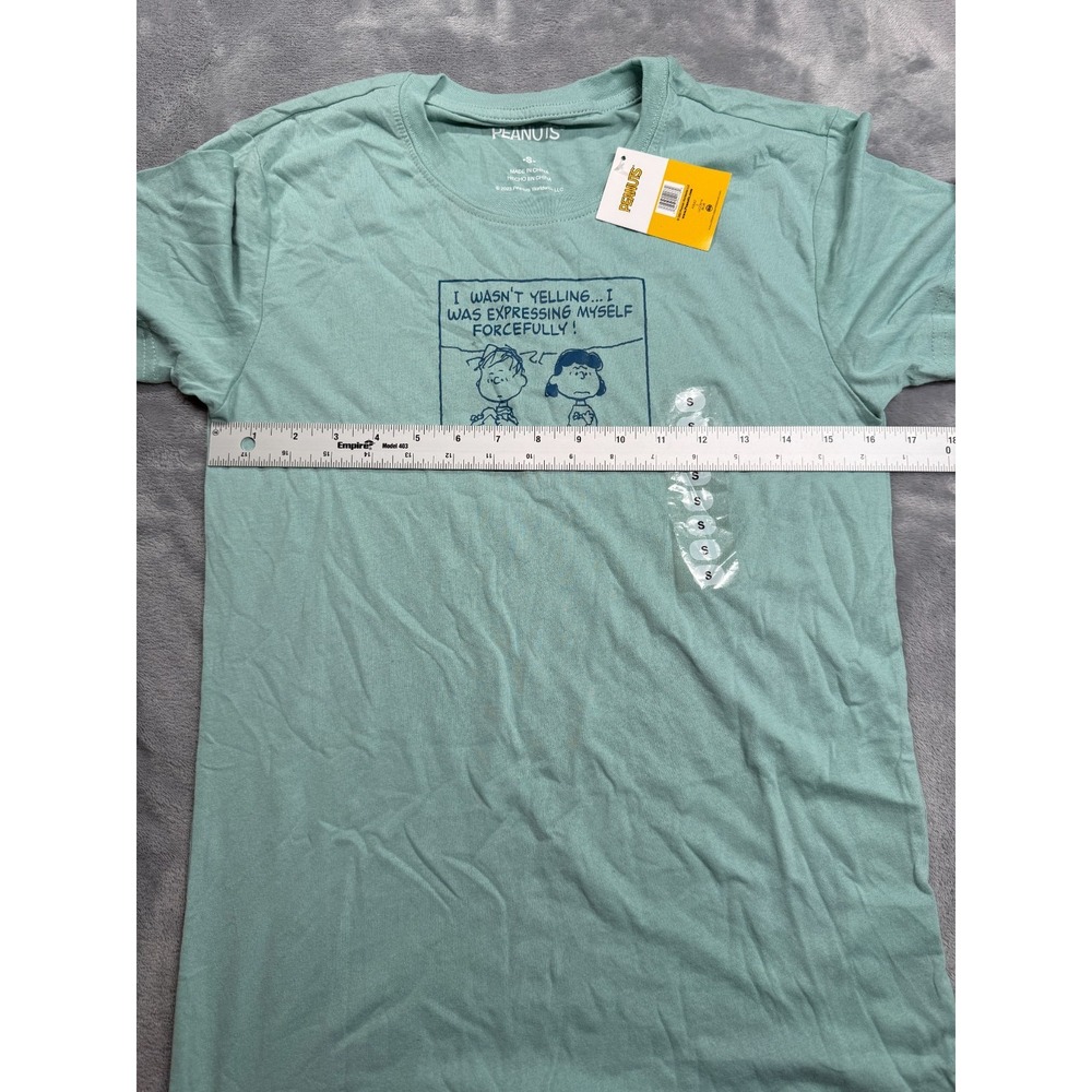 Peanuts Lucy Linus Graphic T Shirt Womens Small Green NWT “I Wasn’t Yelling” - Picture 7 of 8
